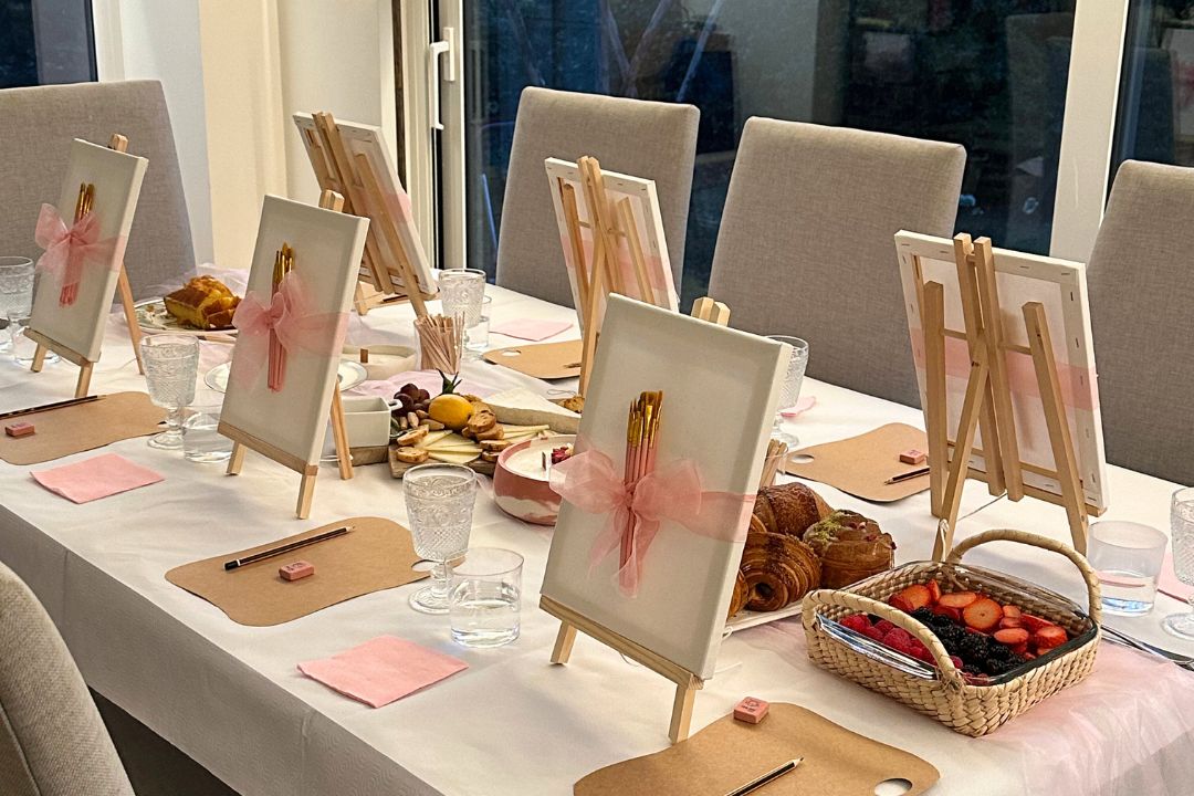 Pintar y beber vino en Madrid